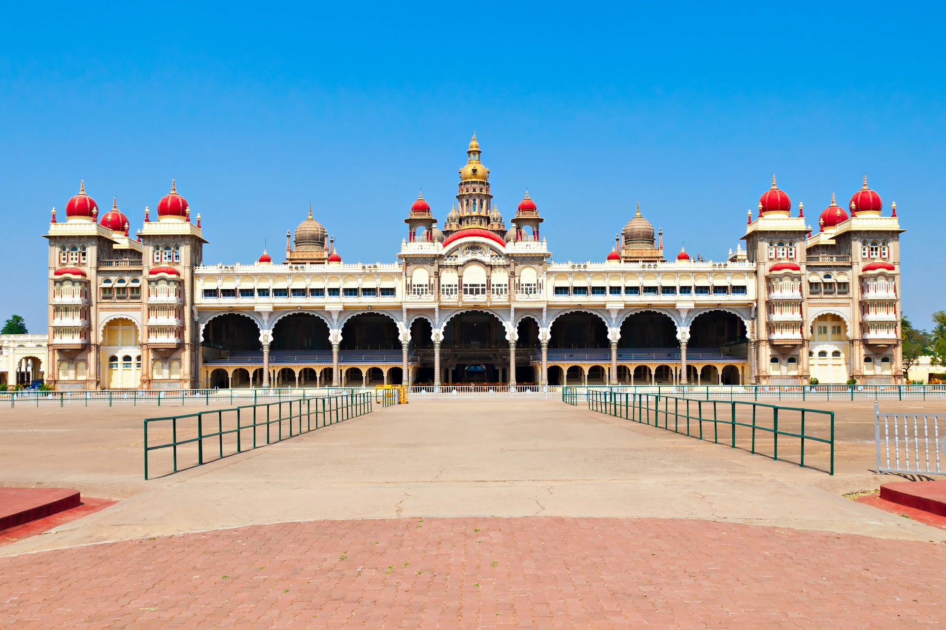 Uttarakhand-Tour-Packages-Justwravel